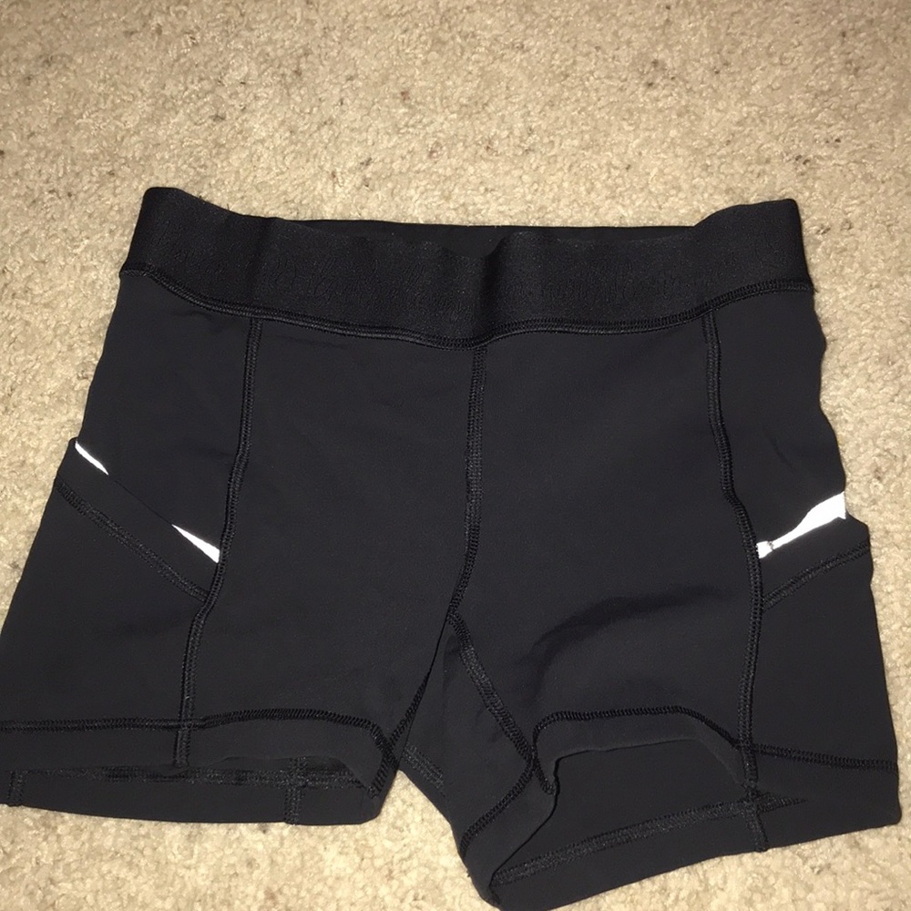 BLACK LULULEMON SPANDEX *negotiable*